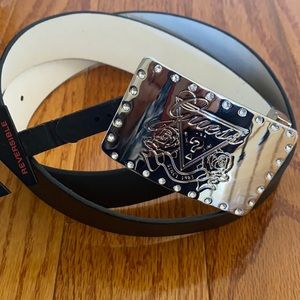 Guess reversible belt with silver plated buckle